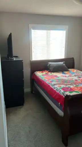 Rooms for Rent in Townhouse | Calgary | 3100659