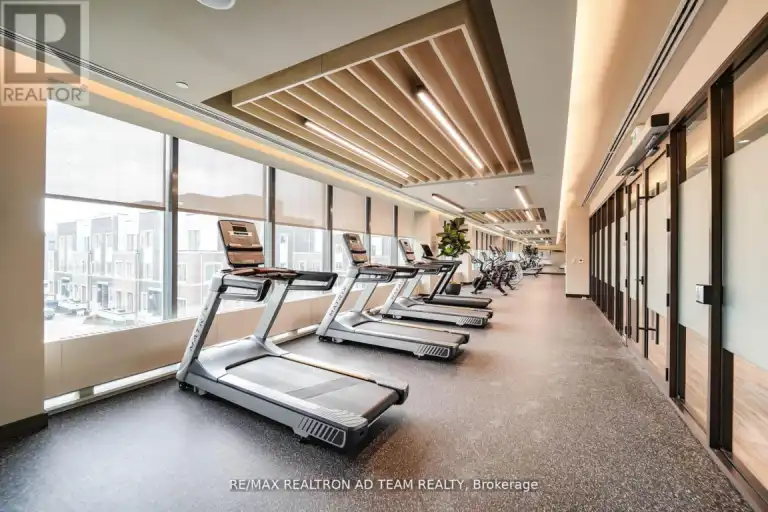 1017 - 38 HONEYCRISP CRESCENT | 1017 - 38 HONEYCRISP CRESCENT, Vaughan | 3100723