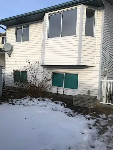 5 BEDROOM FOUR LAVEL SPLIT HOUSE. BASEMENT HAS A LEGAL SUITE. | 72 COSTA MESA CLOSE, Calgary | 3100887