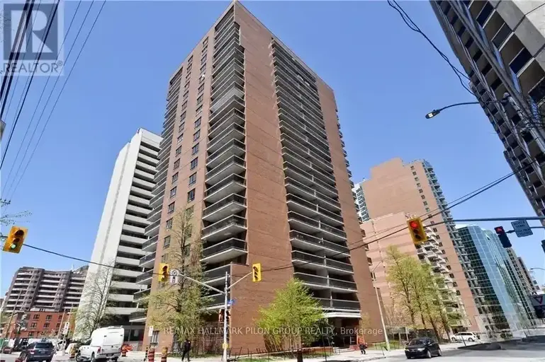 1504 - 475 LAURIER AVENUE W | 1504 - 475 LAURIER AVENUE W, Ottawa | 3101015