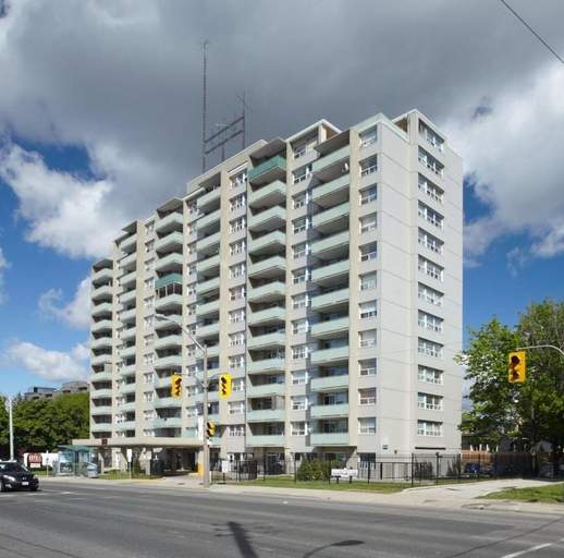 Royale Apartments | 368 Eglinton Ave East, Toronto | 3101222