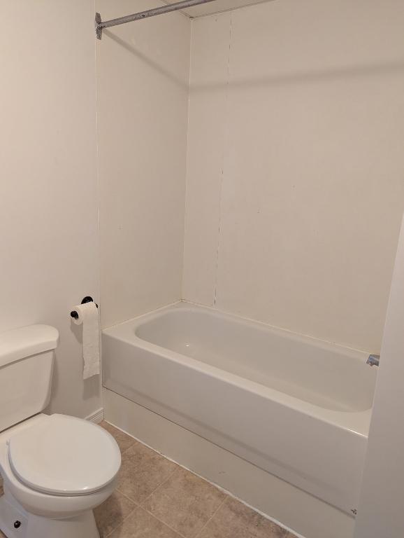 3 1/2 rez-de-chaussée libre maintenant | 3101705