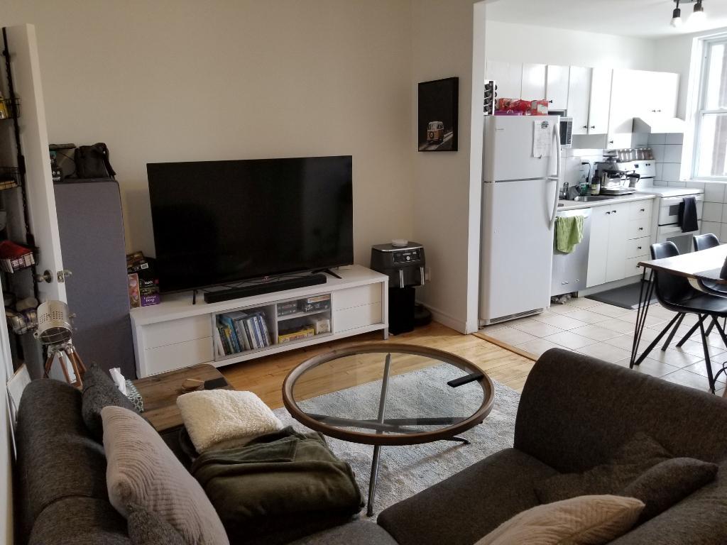 Beau logement 4½ rénové récemment, dans Rosemont-La-Petite-Patrie, près de la piste cyclable et du Plateau Mont-Royal | 3101720