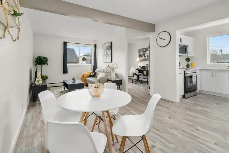 1535 Angel | 1535 12 Avenue Southwest, Calgary | 3102002