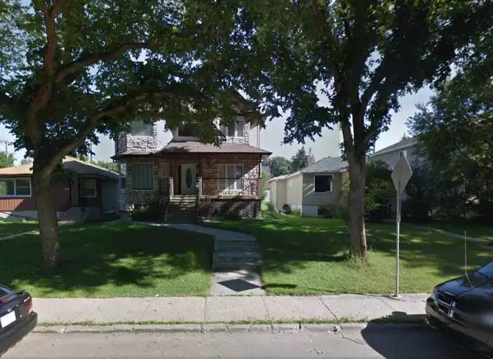 11438 76 Ave NW, Edmonton, AB | 11438 76 Avenue Northwest, Edmonton | 3131197