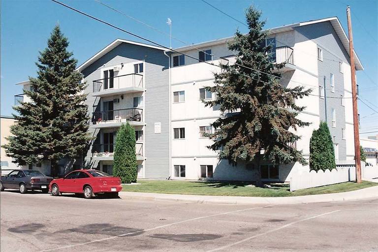Westfalia House Apartments | 1919 7th Street East, Saskatoon | 3102055