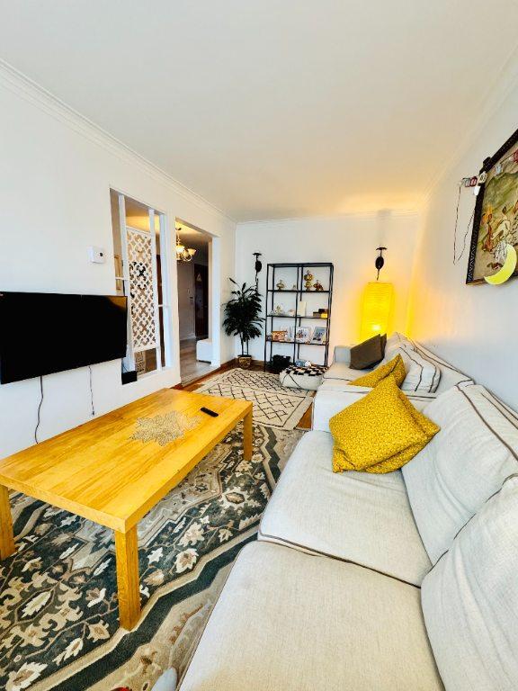 Grand 5 1/2 RDC avec Garage et Cours à louer à St-Leonard/St-Michel - 4234, 41e rue | 3102127