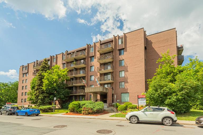 300 Rue Saint-Georges | 300 Rue Saint-Georges, Saint-Lambert | 3102150