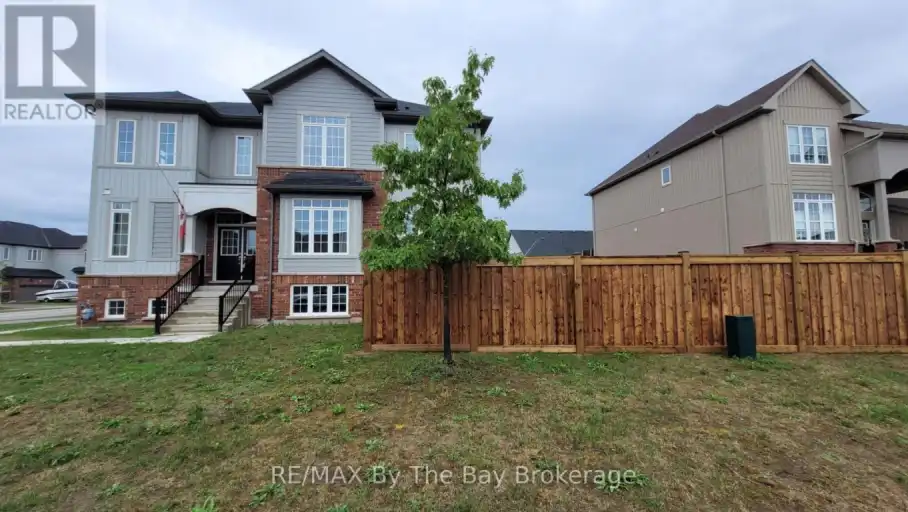 218 ROY DRIVE | 218 ROY DRIVE, Clearview | 3102257