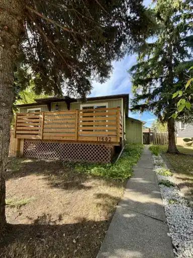 Amazing Home in Inglewood | 11602 130 Street, Edmonton | 3102346
