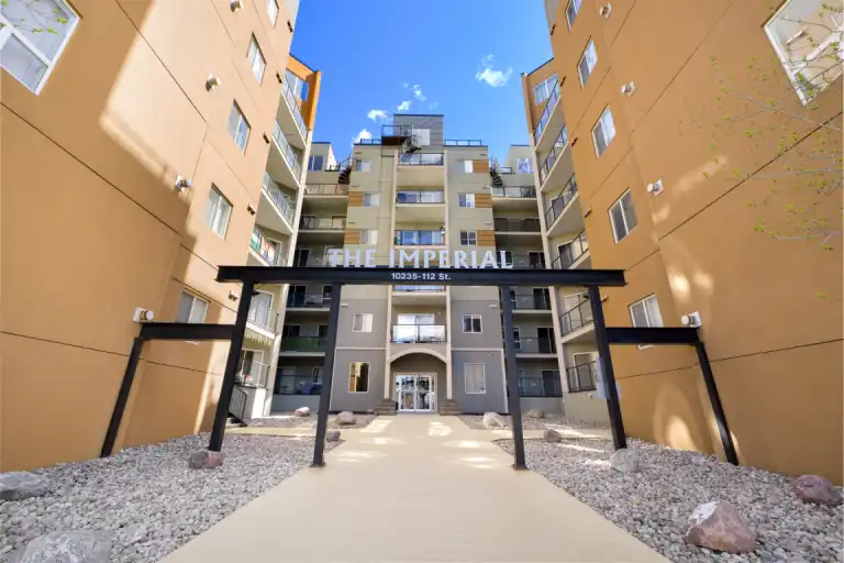 PENTHOUSE CONDO DOWNTOWN!! | 10235 112 St NW, Edmonton | 3102357