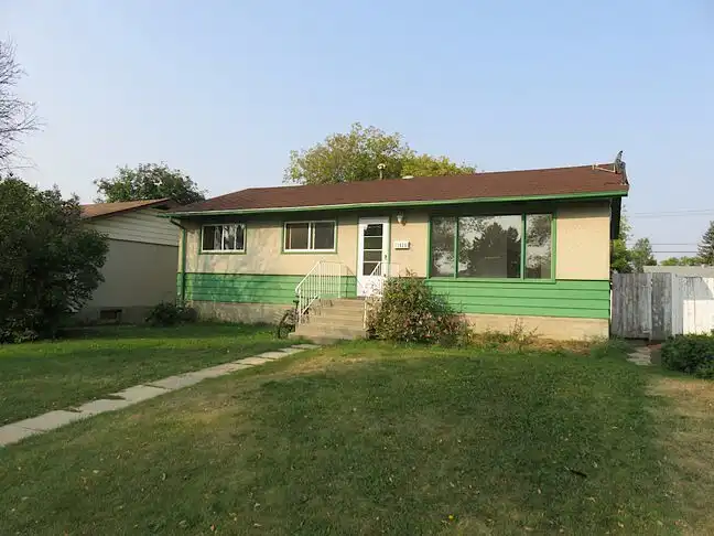 High Park House | 11026 155 Street Northwest, Edmonton | 3102375