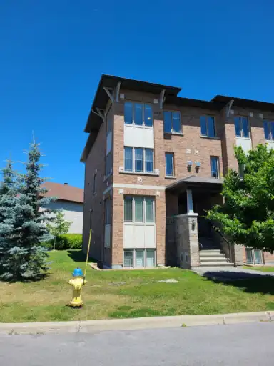 637 Via Amalfi | 637 Via Amalfi Street, Ottawa | 3102512