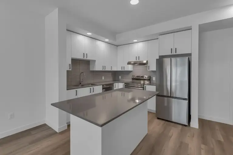 Wembley by Highstreet | 411 Wembley Road, Parksville | 3102534