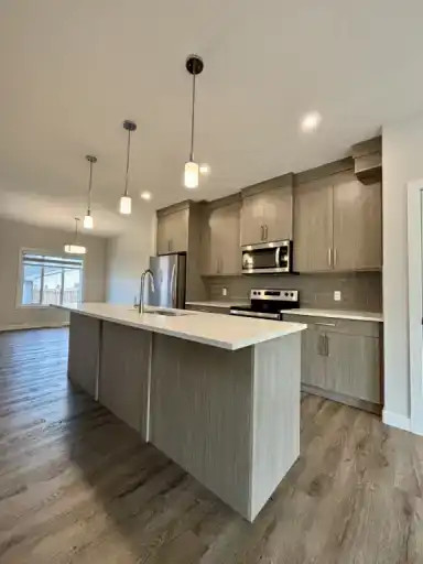 MOVING INCENTIVE - SEE BELOW - 3 Bedroom Main Floor in  Creekwood Chappelle | 5046 Chappelle Road Southwest, Edmonton | 3102601
