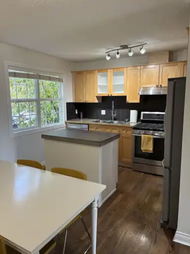 Inner City 3 Bedroom Home - Beautiful Quiet Cul-De-Sac!! | 4421 Quentin Court Southwest, Calgary | 3102622