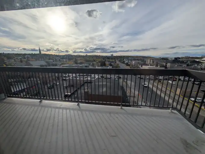 Cozy Inner-City 2 Bdrm Suite | 1335 12th Avenue SW, Calgary | 3158879