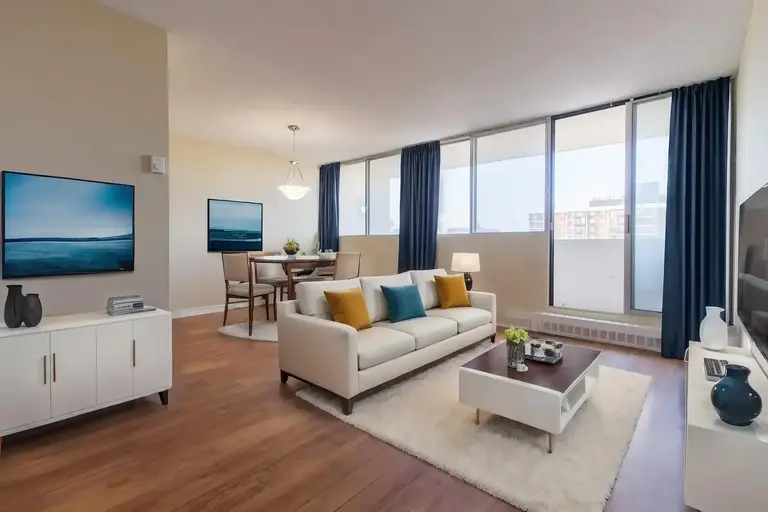 Wentworth Arms | 525 Wentworth Avenue, Ottawa | 3163089