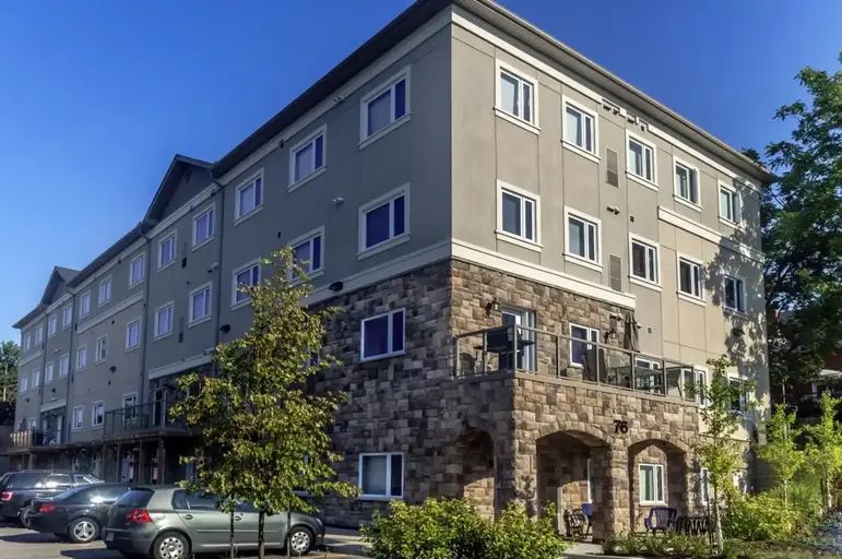 76 Sydney Street South | 76 Sydney Street South, Kitchener | 3106470