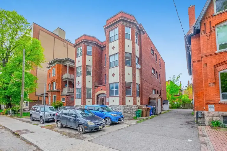 9-305 Waverley St (Basement) - Move-in Ready! | 305 Waverly St, Ottawa | 3106770
