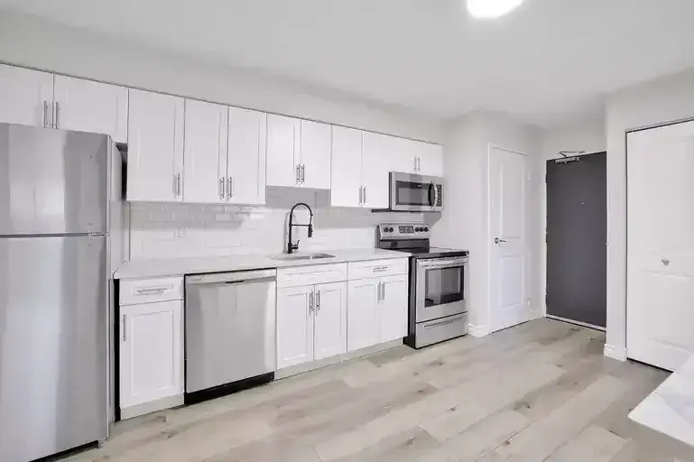 The Brockwich - 3155 Sandwich Street | 3155 Sandwich Street, Windsor | 3132536