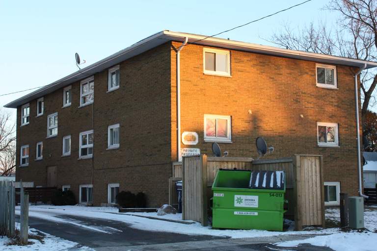 110 Whitmore Ave | 110 Whitmore Ave, Sarnia | 3132551