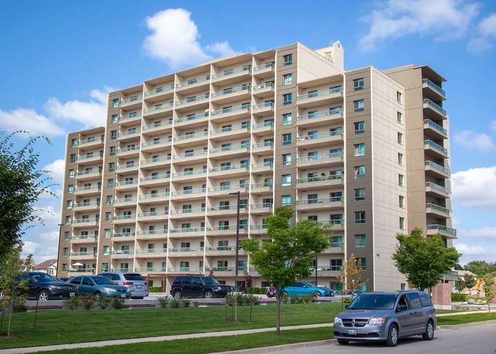 Blythwood Place | 810 Capulet Lane, London | 3106952