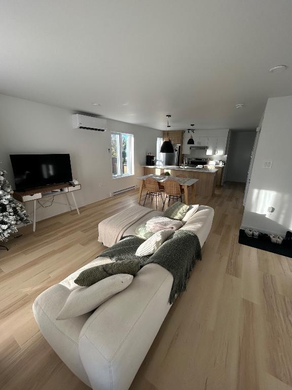 Grand logement 4 1/2 à Saint-Paul | 3133849