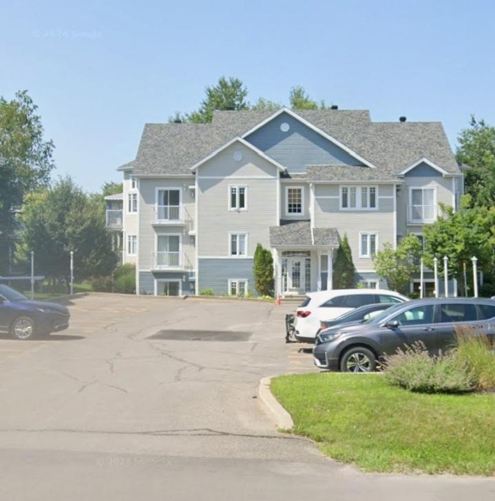 Condo 4 1/2 spacieux à louer à Prévost | 3133853