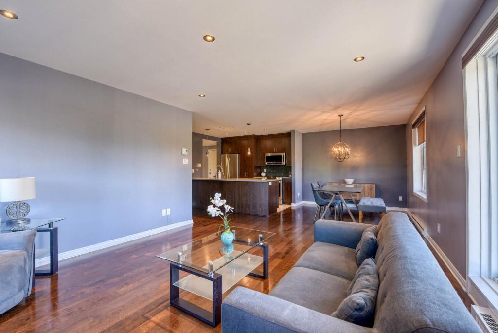 Location condo 4 1/2 | 3133860