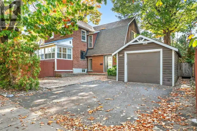 100 MAPLE LANE | 100 MAPLE LANE, Ottawa | 3107156