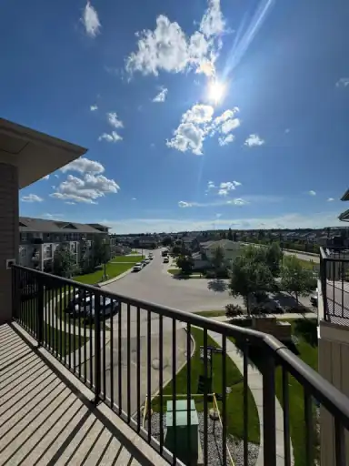 Spacious 3BR+DEN IN THE HAMOTONS $2250 | 445 - 1520 Hammond Gate Northwest, Edmonton | 3107268