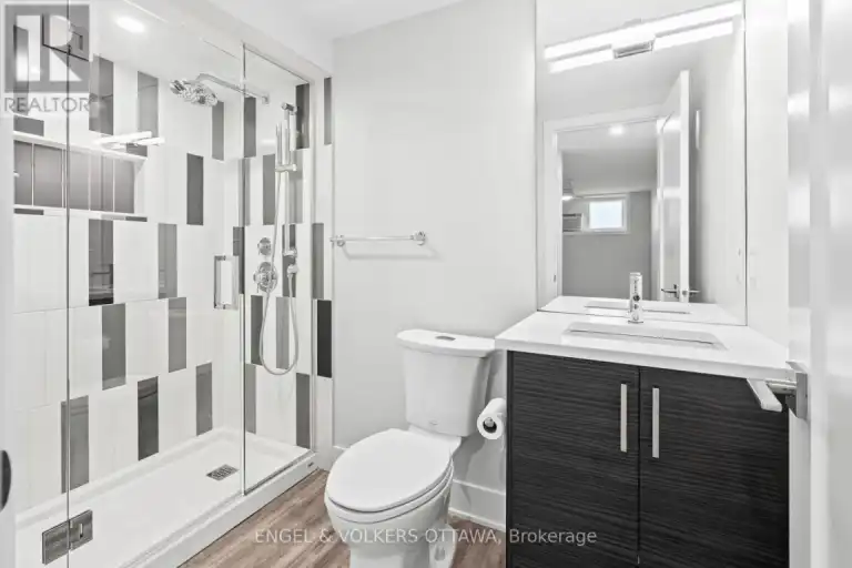4 - 569 MCLEOD STREET | 4 - 569 MCLEOD STREET, Ottawa | 3108508