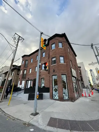 1075 Yonge Street | 1075 Yonge Street, Toronto | 3110451