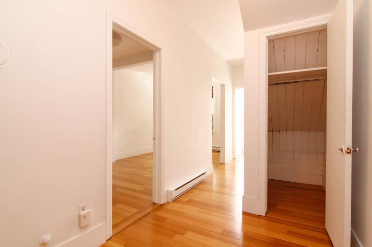 MAGNIFIQUE 4 1/2 RÉNOVÉ À VERDUN, EXCELLENT EMPLACEMENT, MÉTRO. | 3108842