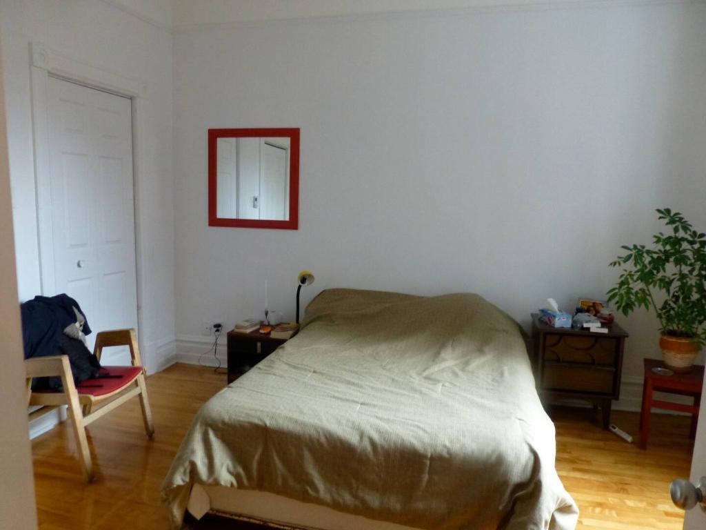 Appartement 2 chambres - baigné de lumière au cœur du Mile-End | 3108850