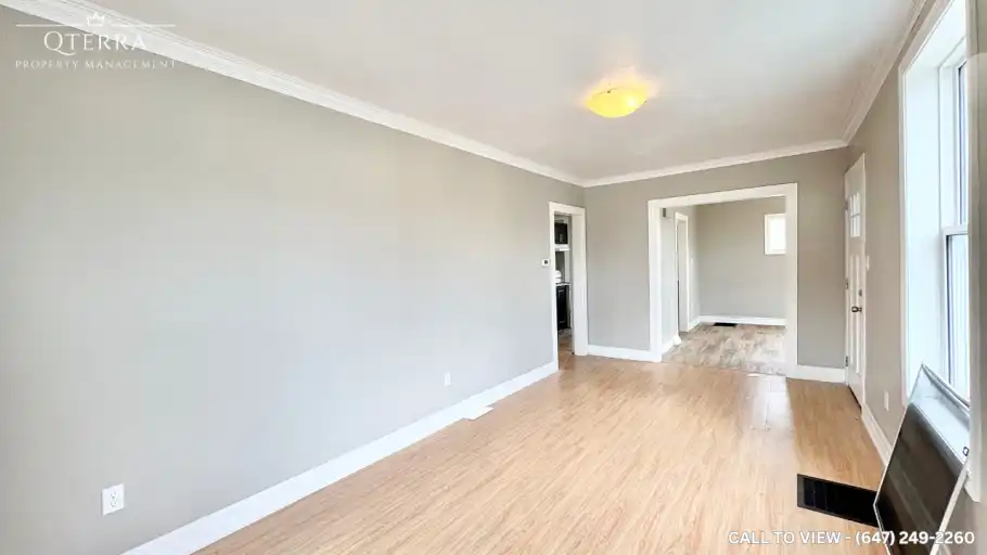 1-32 Brock St W, Oshawa, Ontario L1G 1R4 | 32 Brock Street West, Oshawa | 3108913