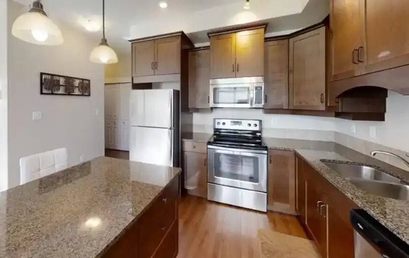 MCGILL Residence! Tru Apartment! | 755 McGill Road, Kamloops | 3113778