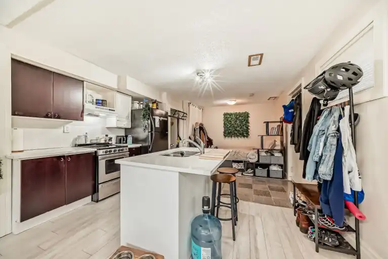 LIVE IN A NEWER RENOVATED, COZY, RAMSAY/INGLEWOOD - STUDIO + 1 BATH | 1028 9 Street Southeast, Calgary | 3113834