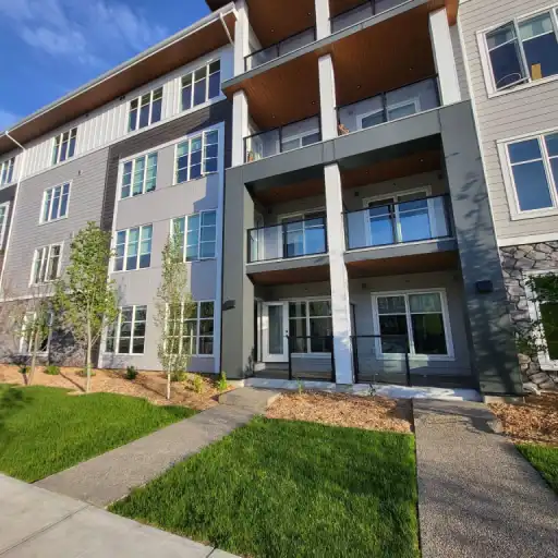 Beautiful 2BR/2BA Condo – Move-In Ready | Calgary | 3155445
