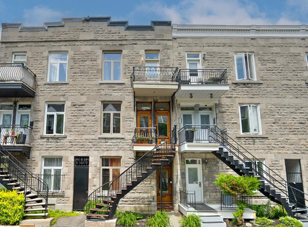 Maison Lumineuse 3 Chambres en plein Centre-Ville | 3113914