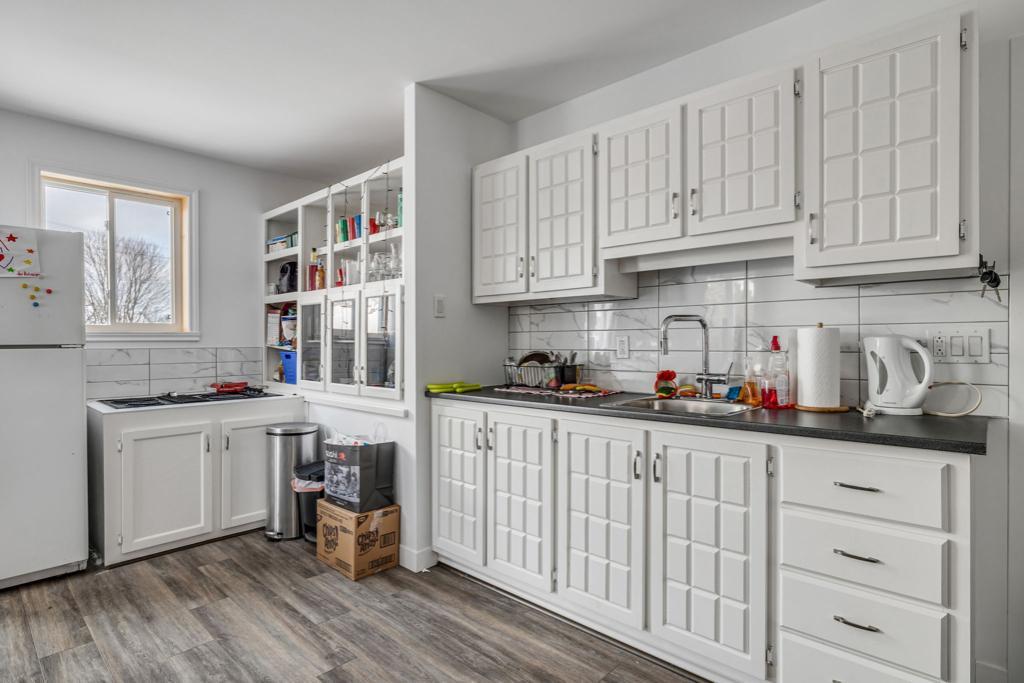 Grand 2 1/2 Lac St Charles semi meublé | 3180140