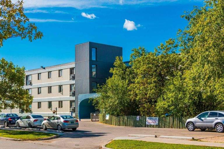 99 Dalhousie Drive | 99 Dalhousie Drive, Winnipeg | 3115673