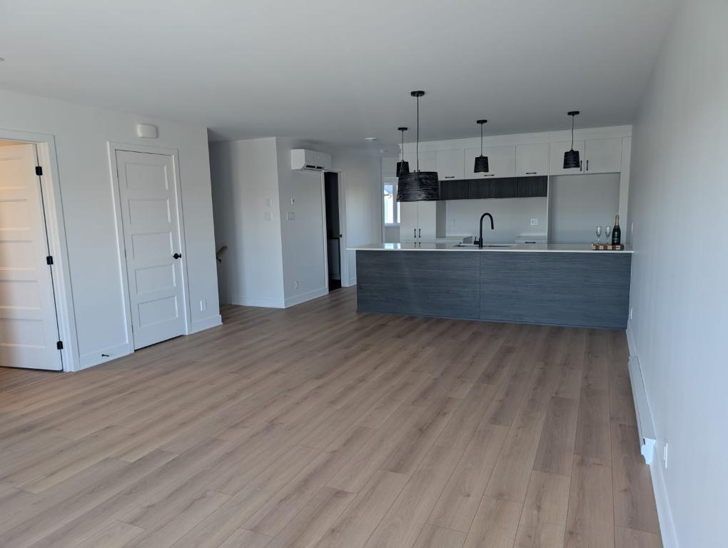 4 ½ + 1 bureau COWANSVILLE- Quartier des comédiens, NOUVELLE CONSTRUCTION, DISPONIBLE MAINTENANT | 3128220