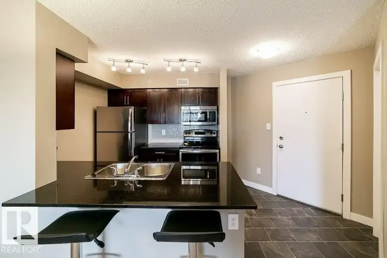 Cozy one bedroom condo | 270 McConachie Drive Northwest, Edmonton | 3115916