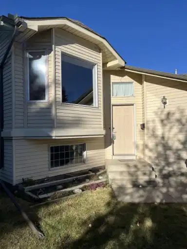 Millrise 5 Bedroom Bunglow W/ Walkout Basement | 1210 Millview Drive Southwest, Calgary | 3166676