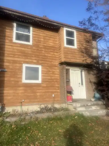 Townhouse across from beautiful park | Calgary | 3115956