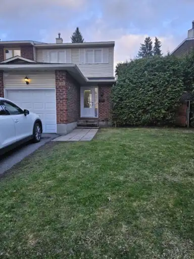29 McCurdy - Unit 1 | 29 McCurdy Drive, Ottawa | 3146326