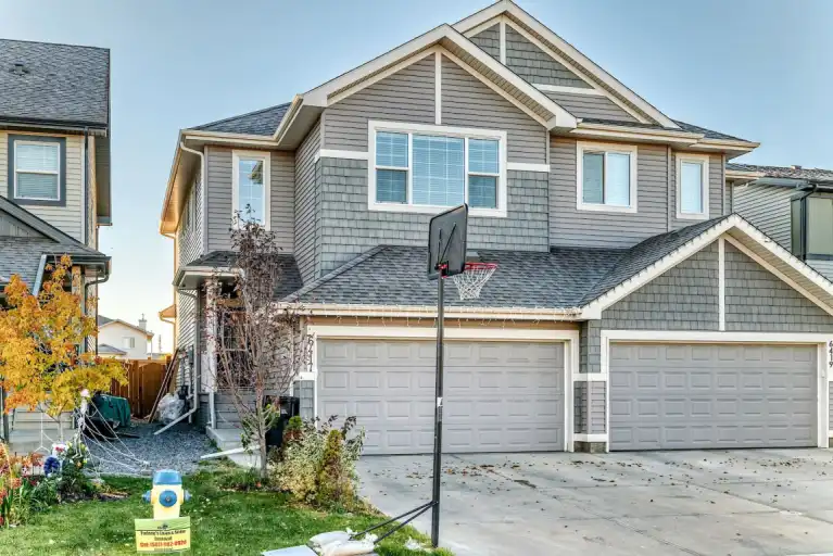 3 Bedroom duplex located in the secure area of McConachie, NW Edmonton | 6417 - 167A Ave, Edmonton | 3146177