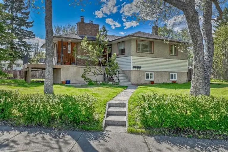 2 bedroom Lynnwood basement suite. 1000 sqft, huge yard | Calgary | 3116232